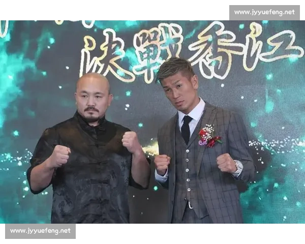 李宴坤硬碰城户康裕中日格斗风暴一触即发谁能笑到最后